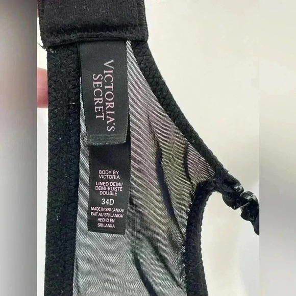 Victoria's Secret Body by Victoria Black Lace Bra 34D - Picture 6 of 6